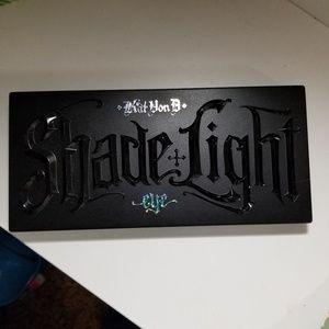 Kat Von D Shade & Light Shimmer Palette